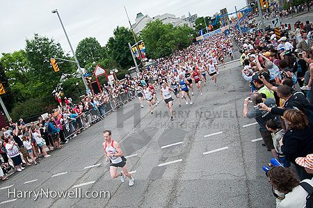 Ottawa Half Marathon start photo 05/10